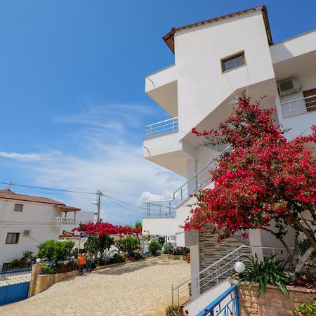 Vila Genci Ksamil Bagian luar foto