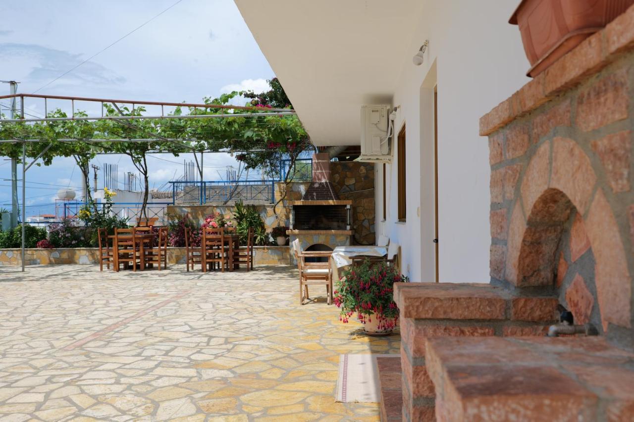 Vila Genci Ksamil Bagian luar foto