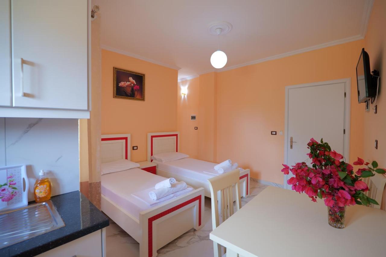 Vila Genci Ksamil Bagian luar foto