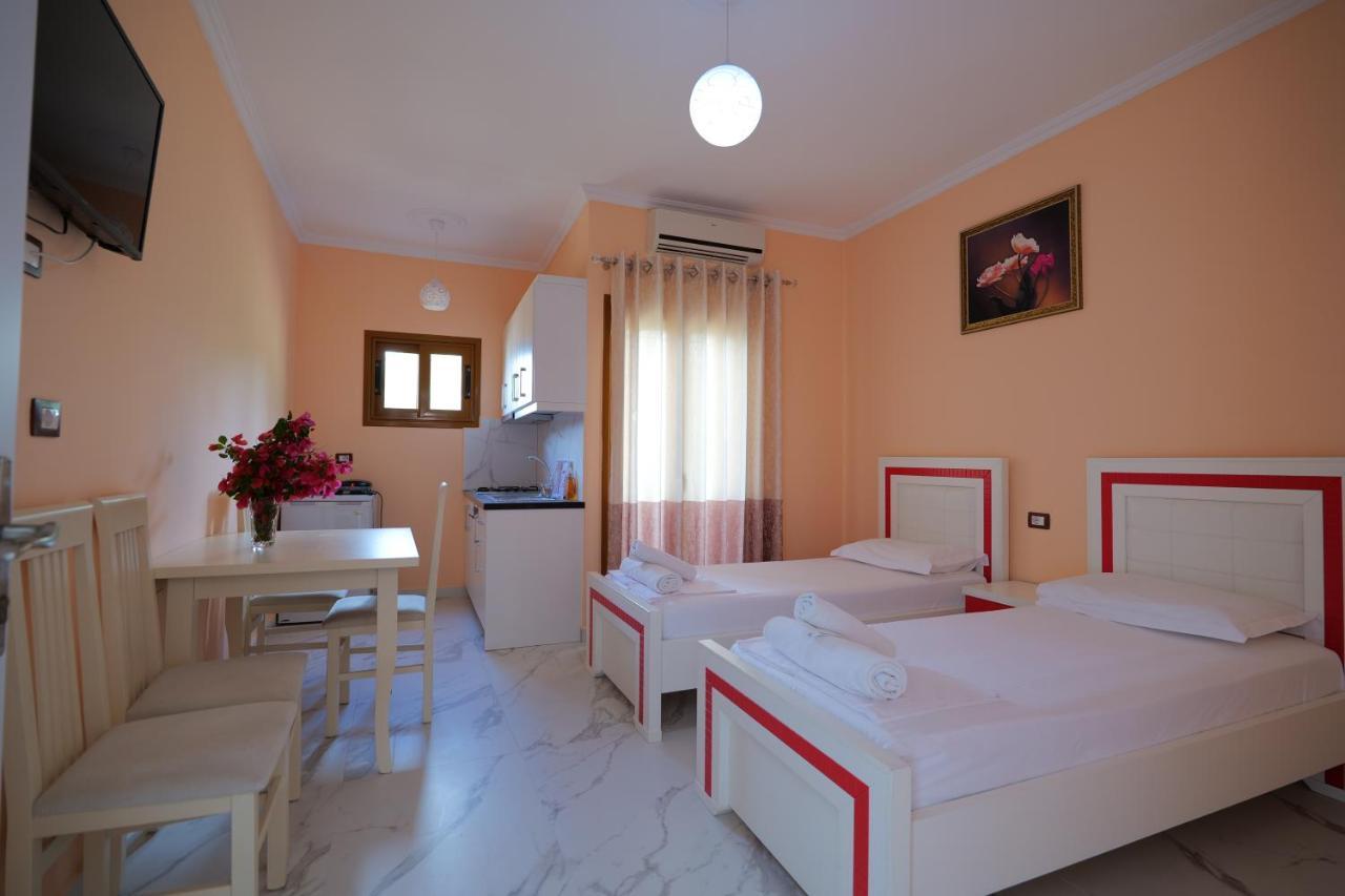 Vila Genci Ksamil Bagian luar foto
