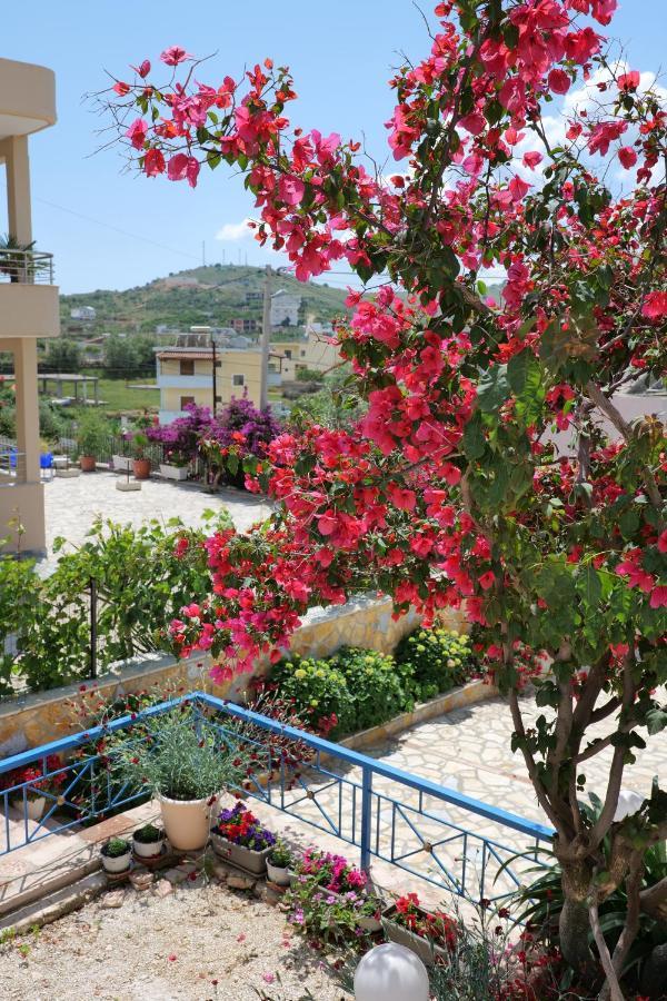 Vila Genci Ksamil Bagian luar foto
